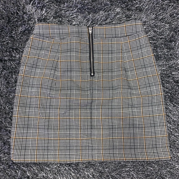 garage plaid mini skirt size small - Picture 3 of 4